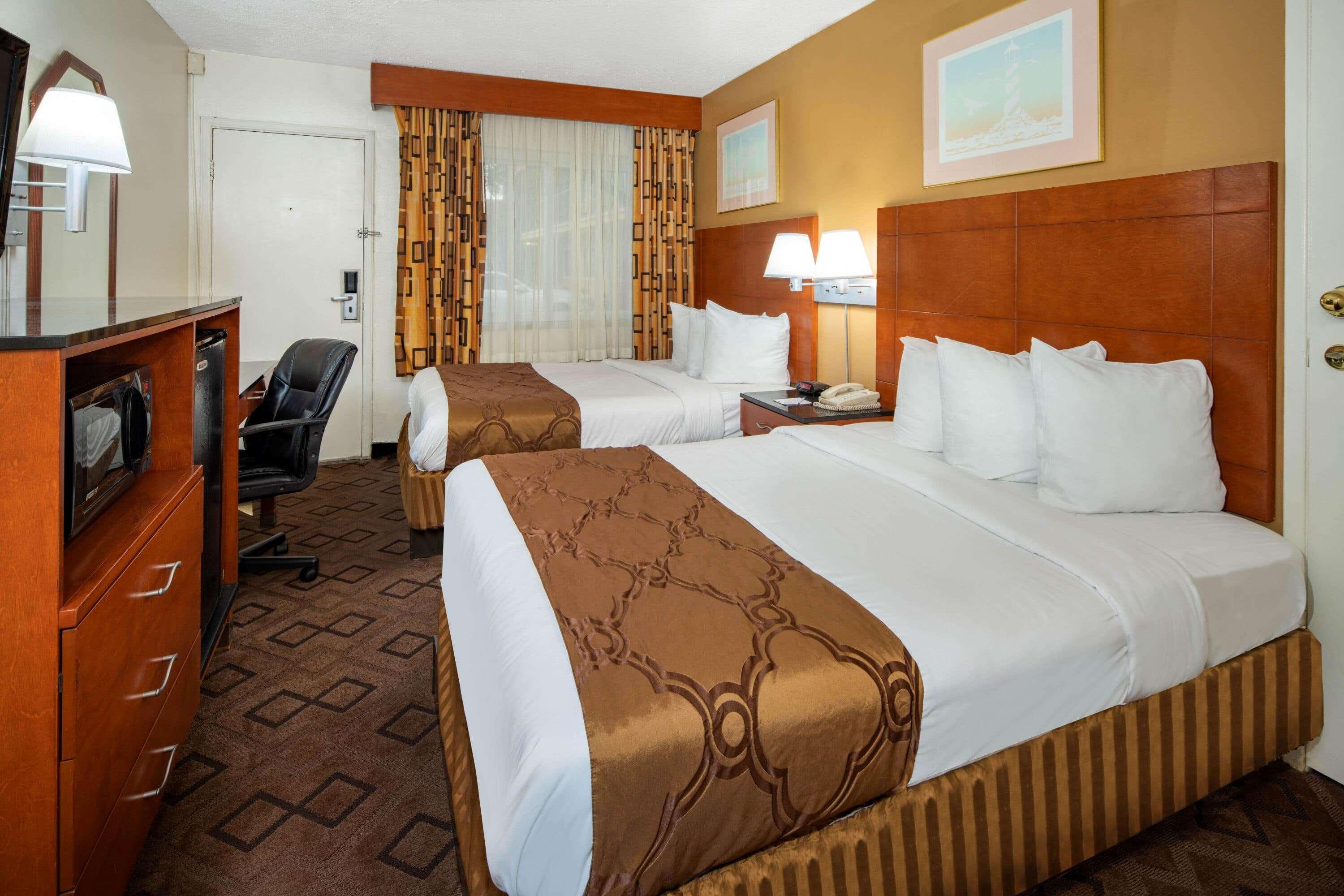 Hotel Travelodge By Wyndham Burbank-glendale 3*