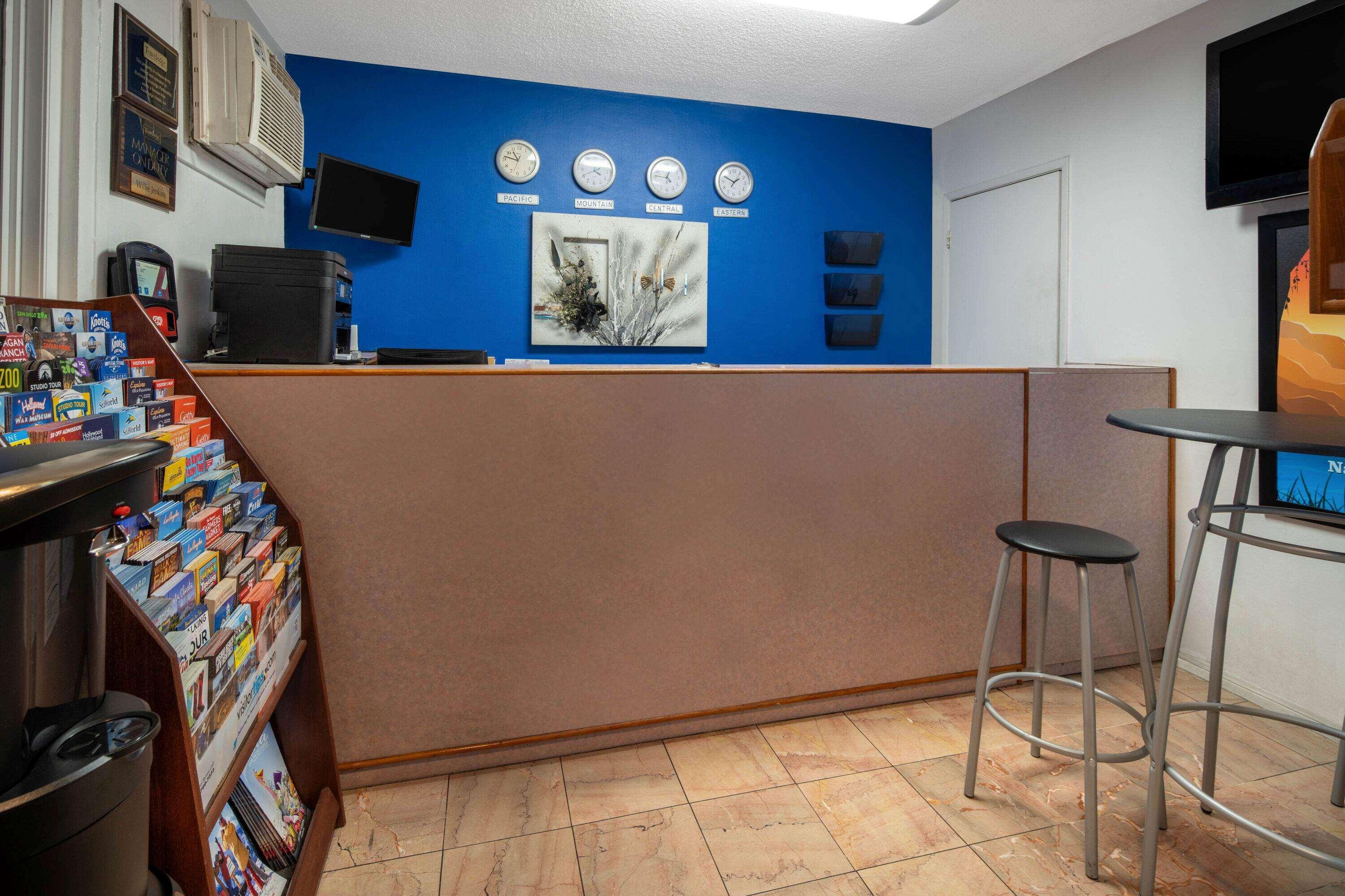 Travelodge By Wyndham Burbank-glendale 3*