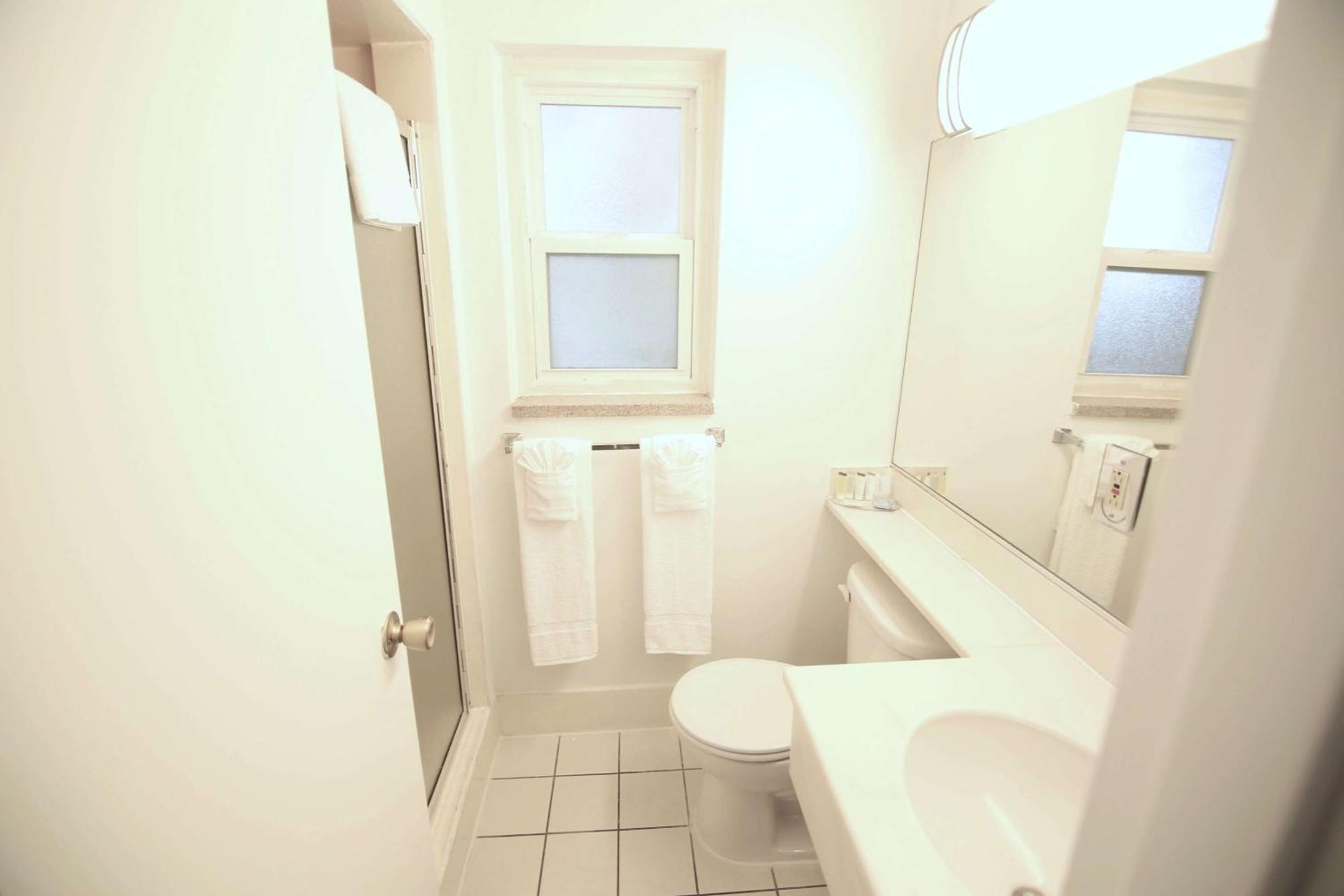 Travelodge By Wyndham Burbank-glendale Hotel Burbank